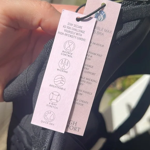 BNWT Victoria’s Secret Incredible Max Sports Bra 32C - Picture 7 of 7